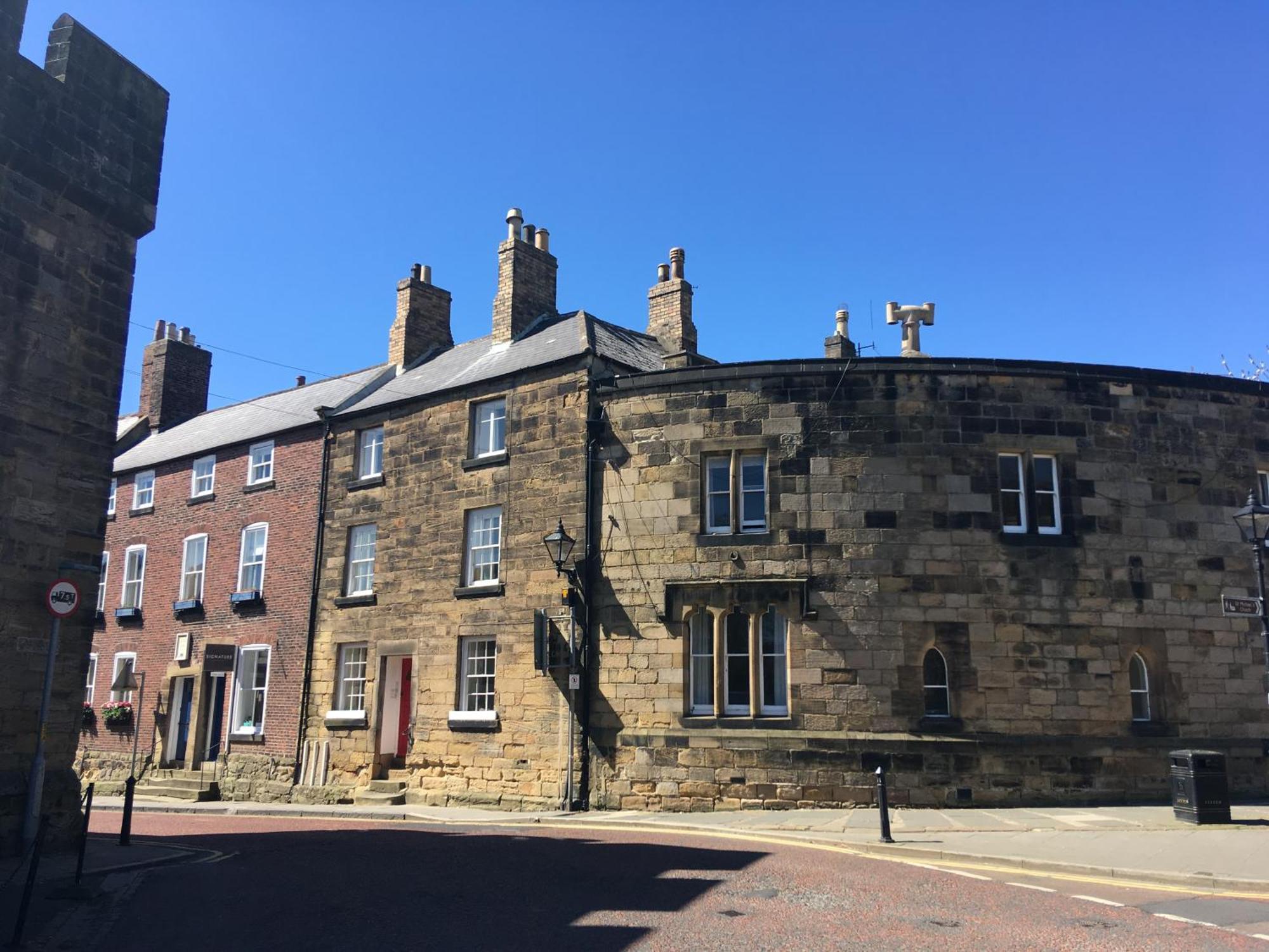 Castle Retreat - Luxury Apartment Opposite Alnwick Castle 外观 照片