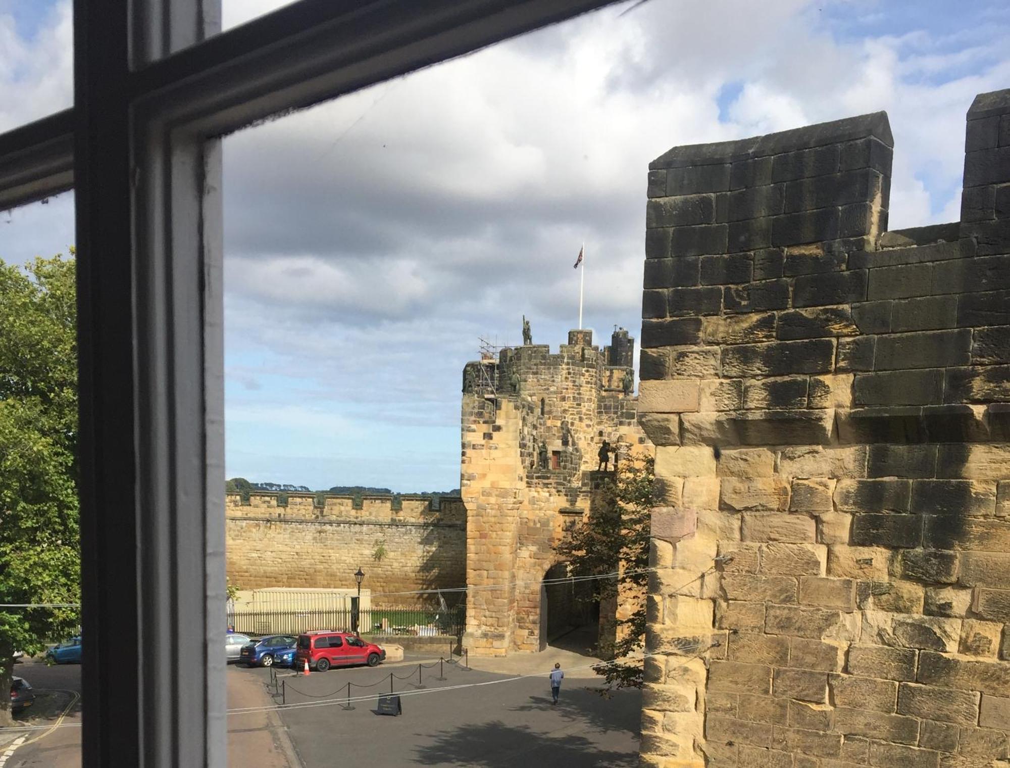Castle Retreat - Luxury Apartment Opposite Alnwick Castle 外观 照片